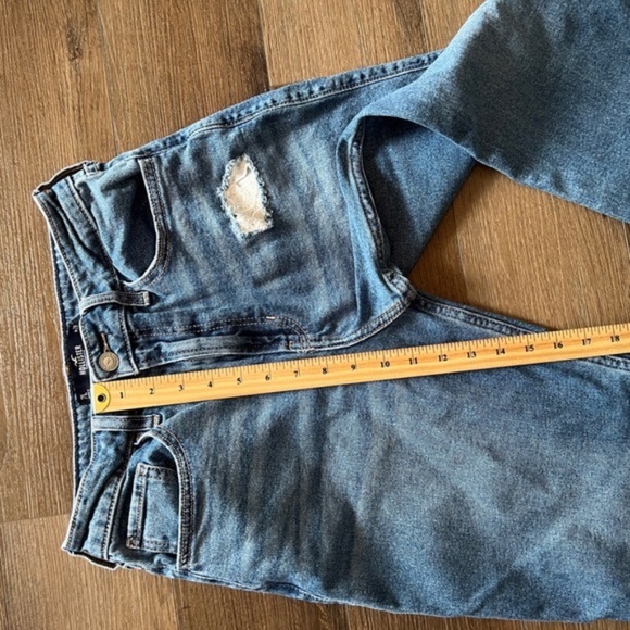 Upcycled Hollister Ultra High Rise Vintage Straight Jeans with Lace - Picture 6 of 11